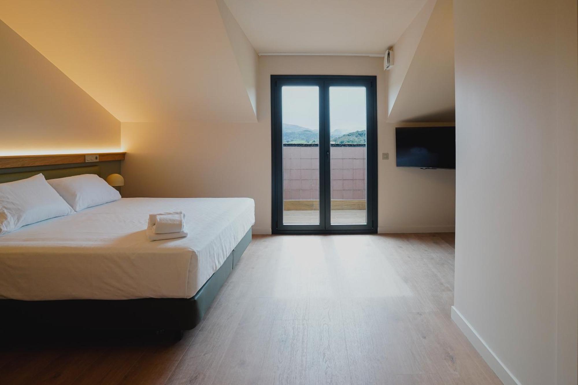 Hotel Los Pasiegos Hoznayo Exteriör bild
