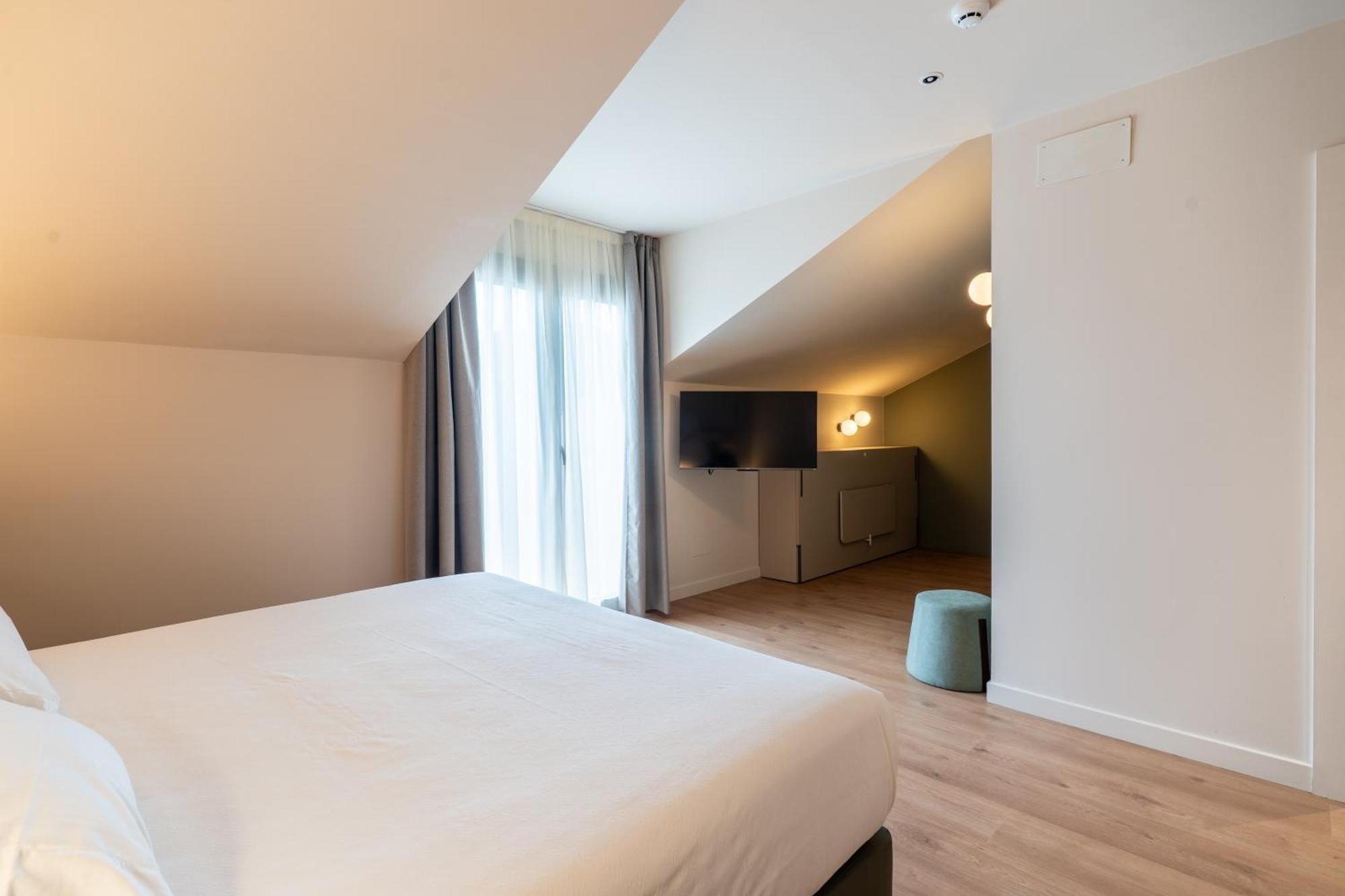 Hotel Los Pasiegos Hoznayo Exteriör bild